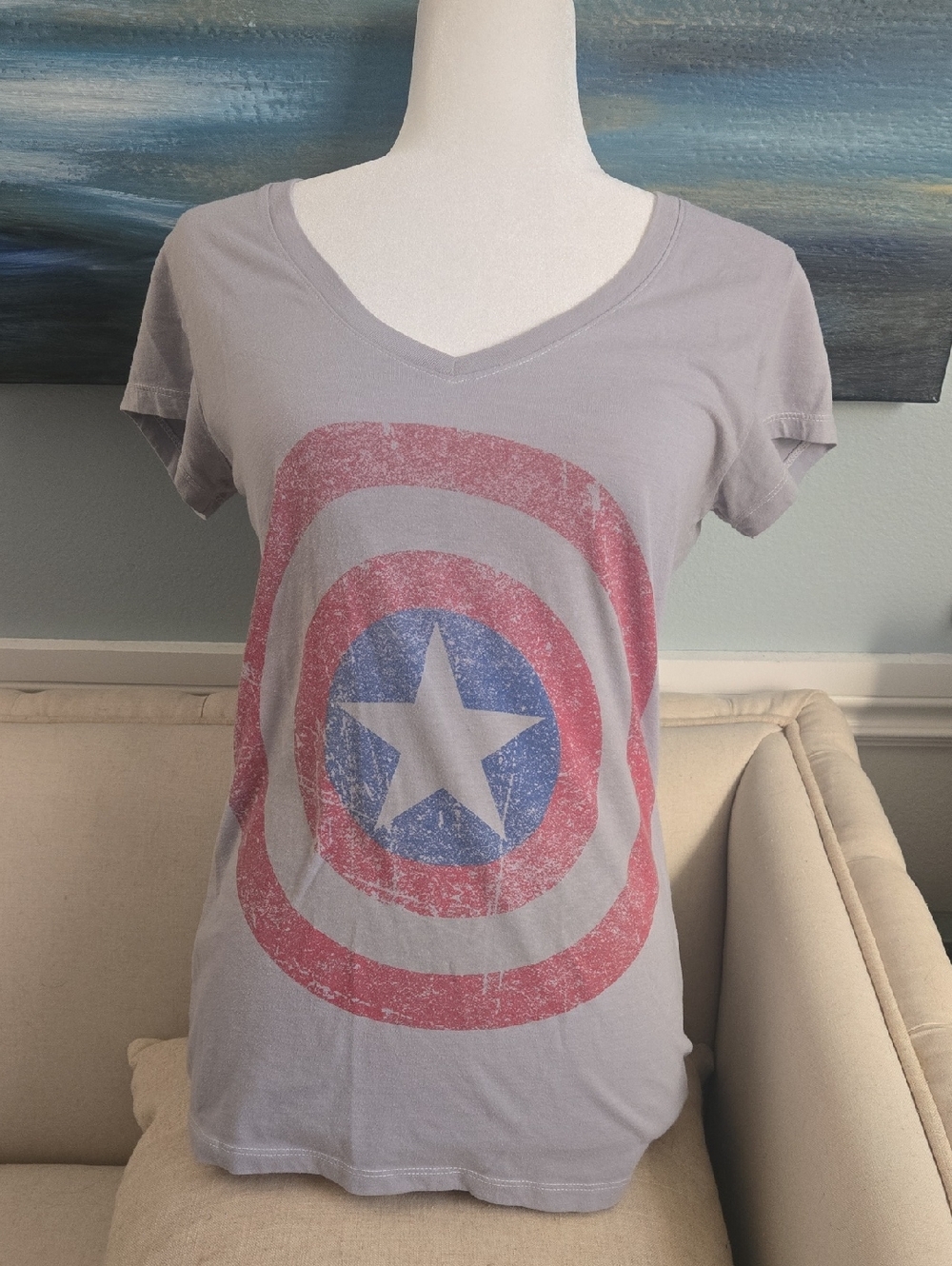 Captain America t-shirt womens